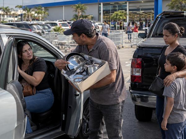 Nova Ubirat&atilde;: mulher denuncia "golpe da panela" ap&oacute;s abordagem insistente em estacionamento de supermercado