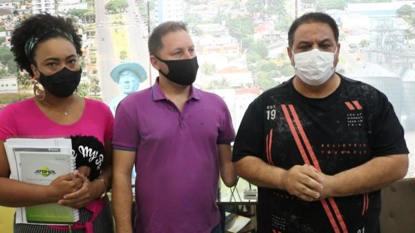 Damiani cobra entrega dos títulos residenciais para os moradores do bairro Nova Aliança I