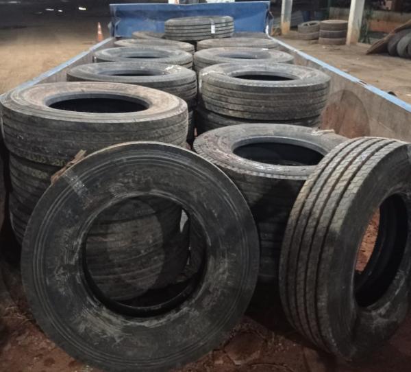 Sorriso: PC apreende pneus sem nota que eram vendidos de forma irregular