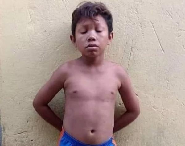 Homem com apar&ecirc;ncia de crian&ccedil;a &eacute; morto a tiros em feira