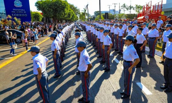 Ato C&iacute;vico marcou o anivers&aacute;rio de 36 anos de Sorriso