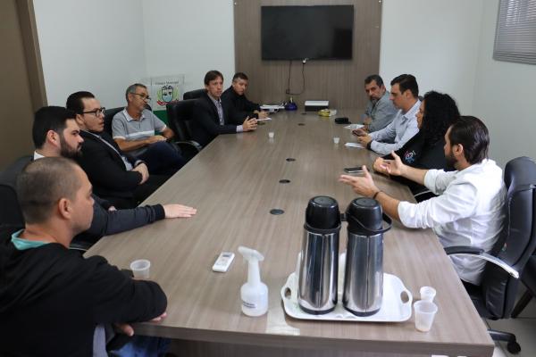 Vereadores e Minist&eacute;rio P&uacute;blico discutem normativas para melhorar a acessibilidade em Sorriso