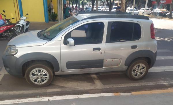 Sorriso: Carros e motos estacionados em locais proibidos s&atilde;o multados e guinchados pela GM