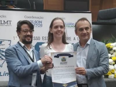 Associa&ccedil;&atilde;o de Surdos de Sorriso recebe Mo&ccedil;&atilde;o de Aplausos durante Congresso da AL-MT