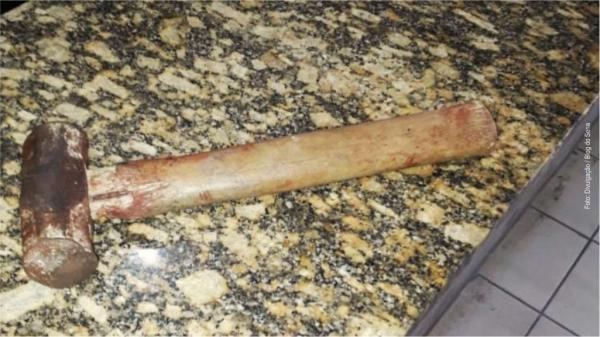 Sorriso: Motorista leva marretada na cabe&ccedil;a de colega de trabalho ao tentar seguir viagem