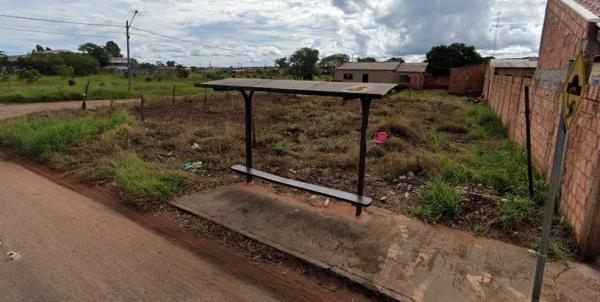 Por causa de fofoca entre familiares, mulher tenta atropelar ex-cunhada: vou arrastar sua cara contra o asfalto