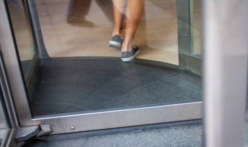 Sorriso: Homem, portador de defici&ecirc;ncia, denuncia banco por n&atilde;o deix&aacute;-lo entrar em ag&ecirc;ncia