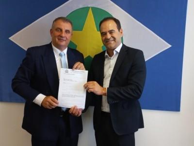 Sorriso: Vereador Golmini protocola pedido de emenda parlamentar para um Barco Escola no munic&iacute;pio