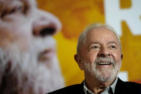 Lula &eacute; eleito presidente do Brasil pela terceira vez