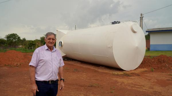 Vera: Prefeito Moacir garante entrega da caixa d  &aacute;gua de 50 mil litros no Alto Celeste ainda este ano