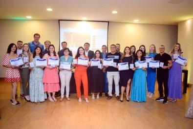 Unicred MT forma 55 profissionais em curso