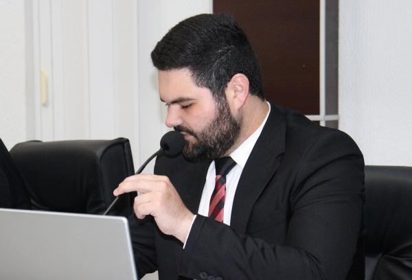 Presidente do Legislativo Iago Mella solicita melhorias na entrega de correspond&ecirc;ncias no Nova Alian&ccedil;a I e II