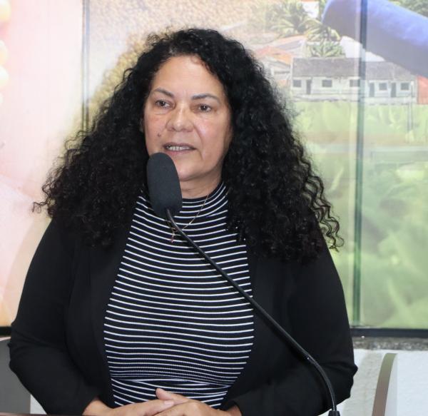 Sorriso: Jane cobra do Estado informa&ccedil;&otilde;es sobre processo de loca&ccedil;&atilde;o da Escola 13 de Maio