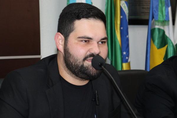 Presidente Iago Mella sugere palestra sobre servi&ccedil;os ofertados pelo Procon de Sorriso