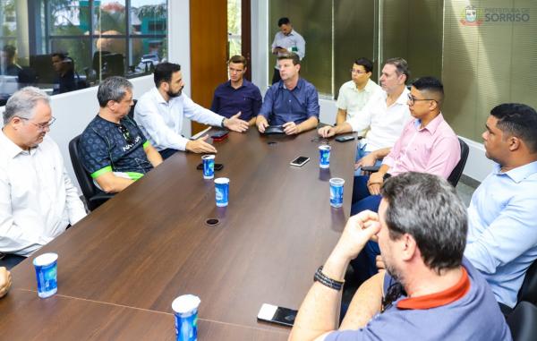 Prefeito vai solicitar manuten&ccedil;&atilde;o de unidade da Sefaz em SorrisoEscreva um titulo...