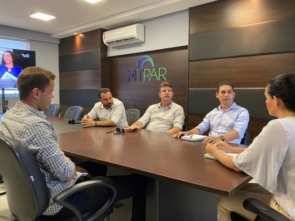 Prefeito apresenta novo coordenador de Habita&ccedil;&atilde;o &agrave; diretoria da MT-PAR