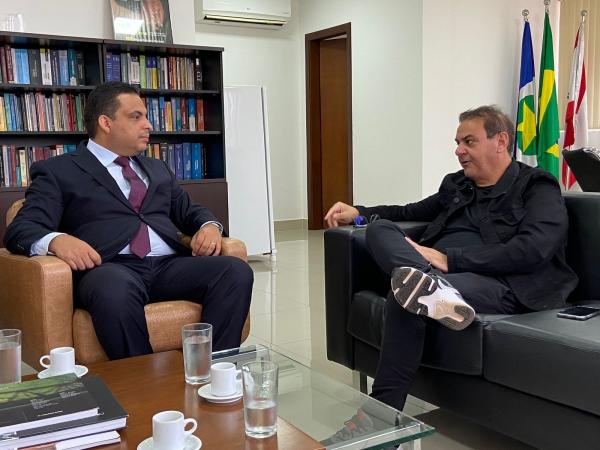 No MPT, Damiani busca informa&ccedil;&otilde;es sobre empresas terceirizadas contratadas pelo poder p&uacute;blico de Sorriso