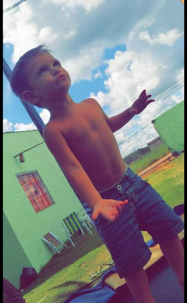 Adolescente suspeita de matar a facadas enteado de 4 anos &eacute; solta em MT