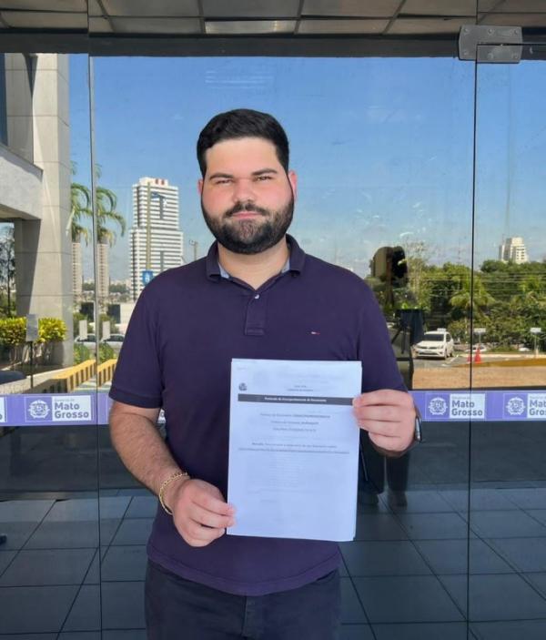 No Governo do Estado, Iago Mella solicita informa&ccedil;&otilde;es sobre as obras da Escola Tiradentes