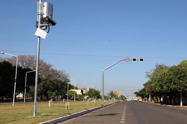 Sorriso: Vereador solicita instala&ccedil;&atilde;o de lombada eletr&ocirc;nica, na Rua S&atilde;o Francisco de Assis, em frente &agrave; Pra&ccedil;a da Integra&ccedil;&atilde;o
