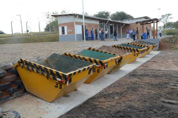 Vereador sugere instala&ccedil;&atilde;o de pontos de coleta de res&iacute;duos s&oacute;lidos