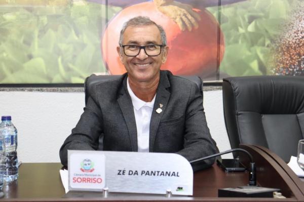 Sorriso: Z&eacute; da Pantanal quer constru&ccedil;&atilde;o de cal&ccedil;ada mais "acess&iacute;vel" no entorno da Escola Aureliano