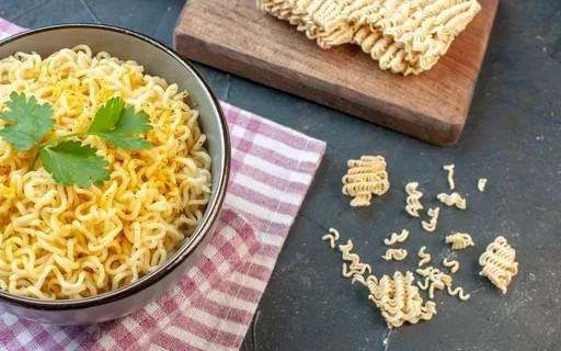 MT: Marido joga miojo na cara da esposa e &eacute; espancado por por ela