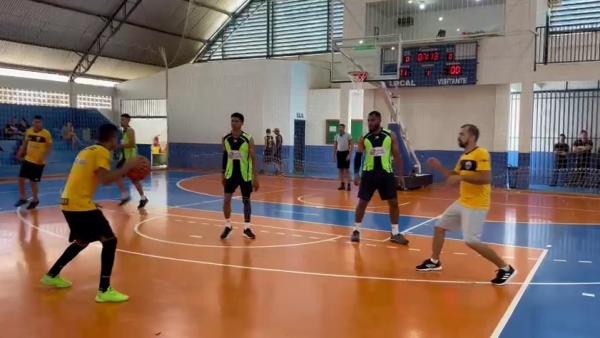 Vera: Torneio de basquete masculino atrai atletas da regi&atilde;o