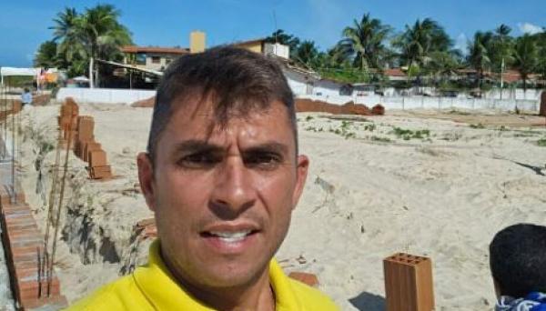 Empresa anuncia condom&iacute;nio "Bolsonaro Beach" em praia do RN