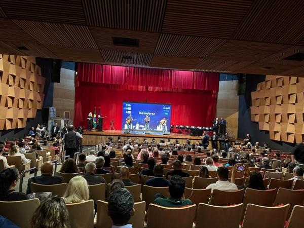 Sorriso: Sorrisenses participam do evento Cidades Inovadoras (Inteligentes e Sustent&aacute;veis)