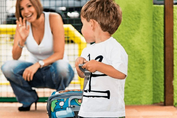 MT: Creche entrega beb&ecirc; &agrave; desconhecida e fam&iacute;lia entra em desespero