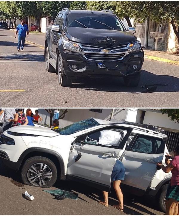 Sorriso: Toro capota ap&oacute;s bater em S10 na Lupic&iacute;nio Rodrigues