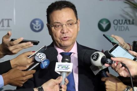 Botelho detona Energisa e vai cobrar providências da Aneel