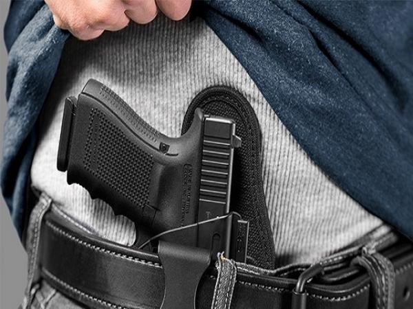 MT:  Com arma falsa, aluno de 12 anos causa p&acirc;nico em escola ao amea&ccedil;ar colega e mobiliza PM