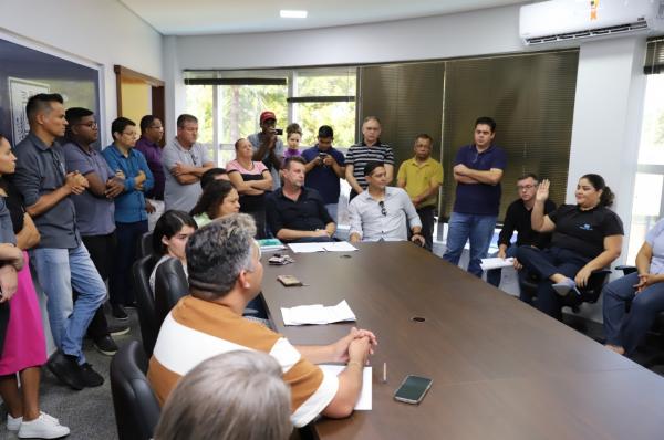 Sorriso: Para realizar 1&ordm; feira de carros usados Membros de Associa&ccedil;&atilde;o se re&uacute;nem com prefeito e vereadores e definem diretrizes