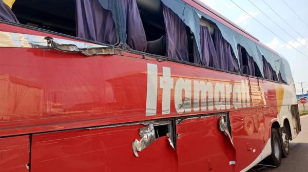Sinop-Sorriso: Ônibus e caminhão se envolvem em acidente na BR-163