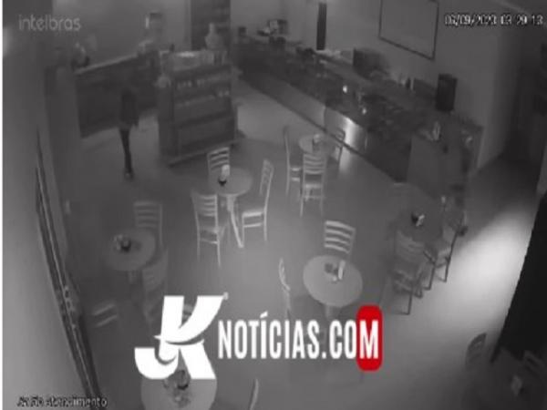 Sorriso: Padaria &eacute; furtada e bandidos levam salgados, dinheiro e notebook