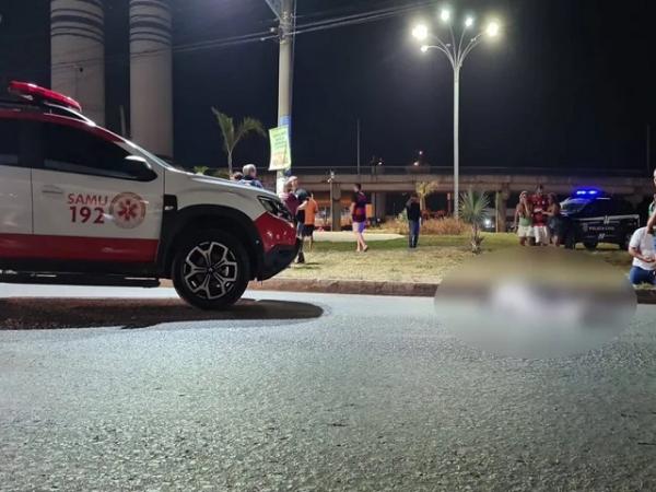 MT: Mulher morre ap&oacute;s ser atropelada por torcedores que comemoravam t&iacute;tulo; Trocaram o motorista, e atropelaram a v&iacute;tima novamente 