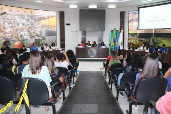 Sorriso: Parlamento Jovem realiza 1&ordf; sess&atilde;o e elege Mesa Diretora
