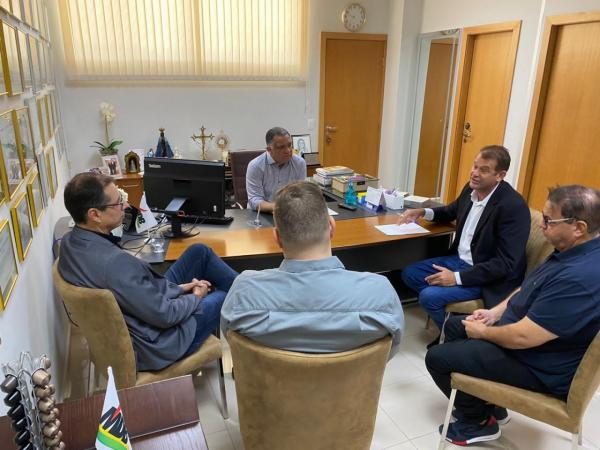 Sorriso: Em Cuiab&aacute;, Gerson Bicego pede rapidez em processos para emiss&atilde;o de CNH