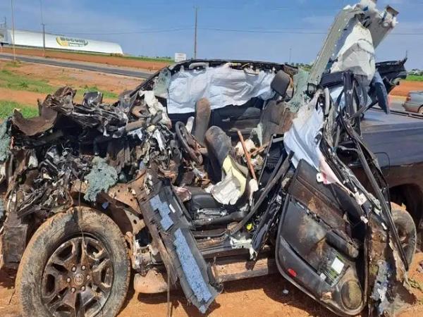 Sorriso: Hilux estava em alta velocidade no momento do acidente que matou jovens na BR-163, diz PRF; Motorista do caminh&atilde;o n&atilde;o tinha CNH