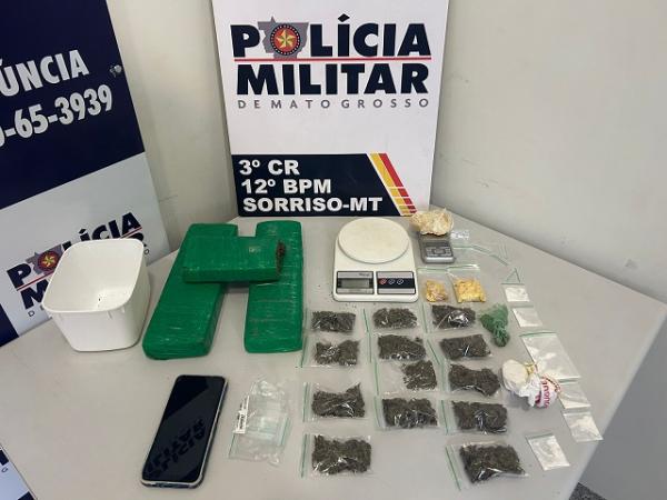 Sorriso: Traficantes tentam pular muro de "boca de fumo" ao verem viatura, s&atilde;o abordados e presos com maconha e coca&iacute;na no Jd Primavera