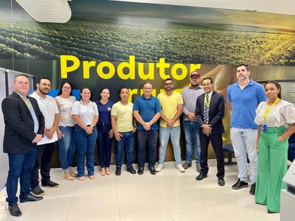 Nova Ubirat&atilde;: Neninho assina Contrato de Financiamento para a libera&ccedil;&atilde;o de R$7 milh&otilde;es para a constru&ccedil;&atilde;o da Infraestrutura no bairro Jardim Vit&oacute;ria II