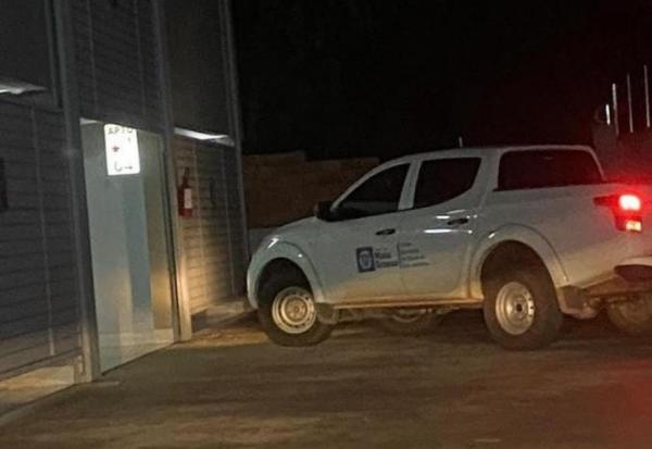 Sinop: Caminhonete da SESP &eacute; flagrada saindo de motel 