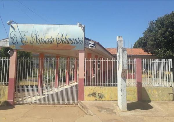 MT: Homem invade escola armado com faca e amea&ccedil;a alunos 