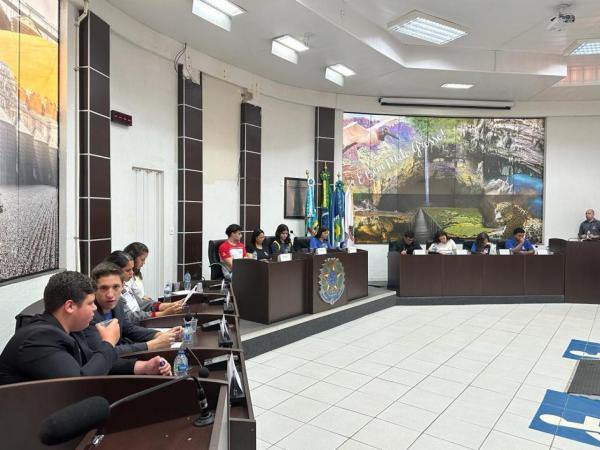 Sorriso: Parlamento Jovem realiza &uacute;ltima sess&atilde;o ordin&aacute;ria de 2023