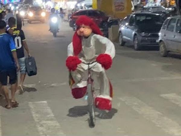 Sorriso: "Fof&atilde;o" do Trenzinho da Alegria tem bicicleta furtada enquanto fazia alegria da crian&ccedil;ada na Pra&ccedil;a da Juventude