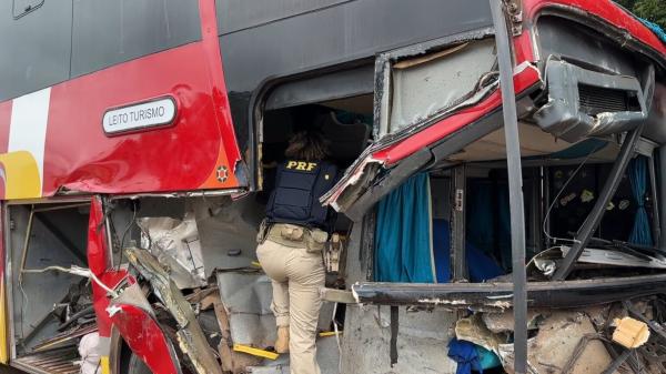 Lucas-Sorriso: &Ocirc;nibus envolvido em acidente que deixou crian&ccedil;a e motorista mortos estava irregular; diz chefe da PRF