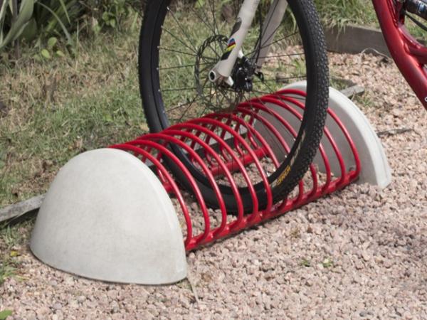 Sorriso: Servidora esquece de "passar" cadeado e tem bicicleta furtada enquanto trabalhava, no p&aacute;tio da Prefeitura