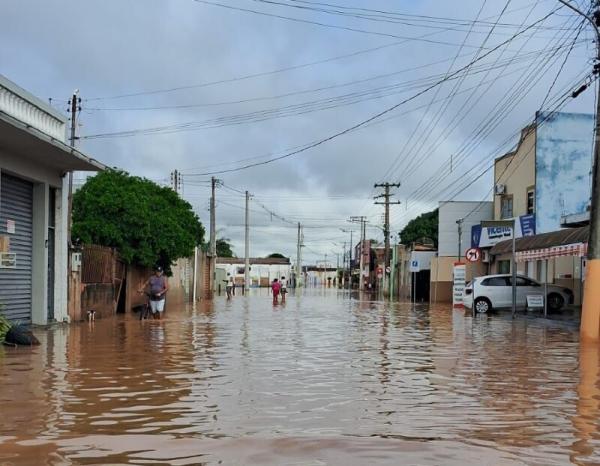 MT: Município decreta estado e emergência e calamidade após temporal deixar mais de 7 mil pessoas desabrigadas